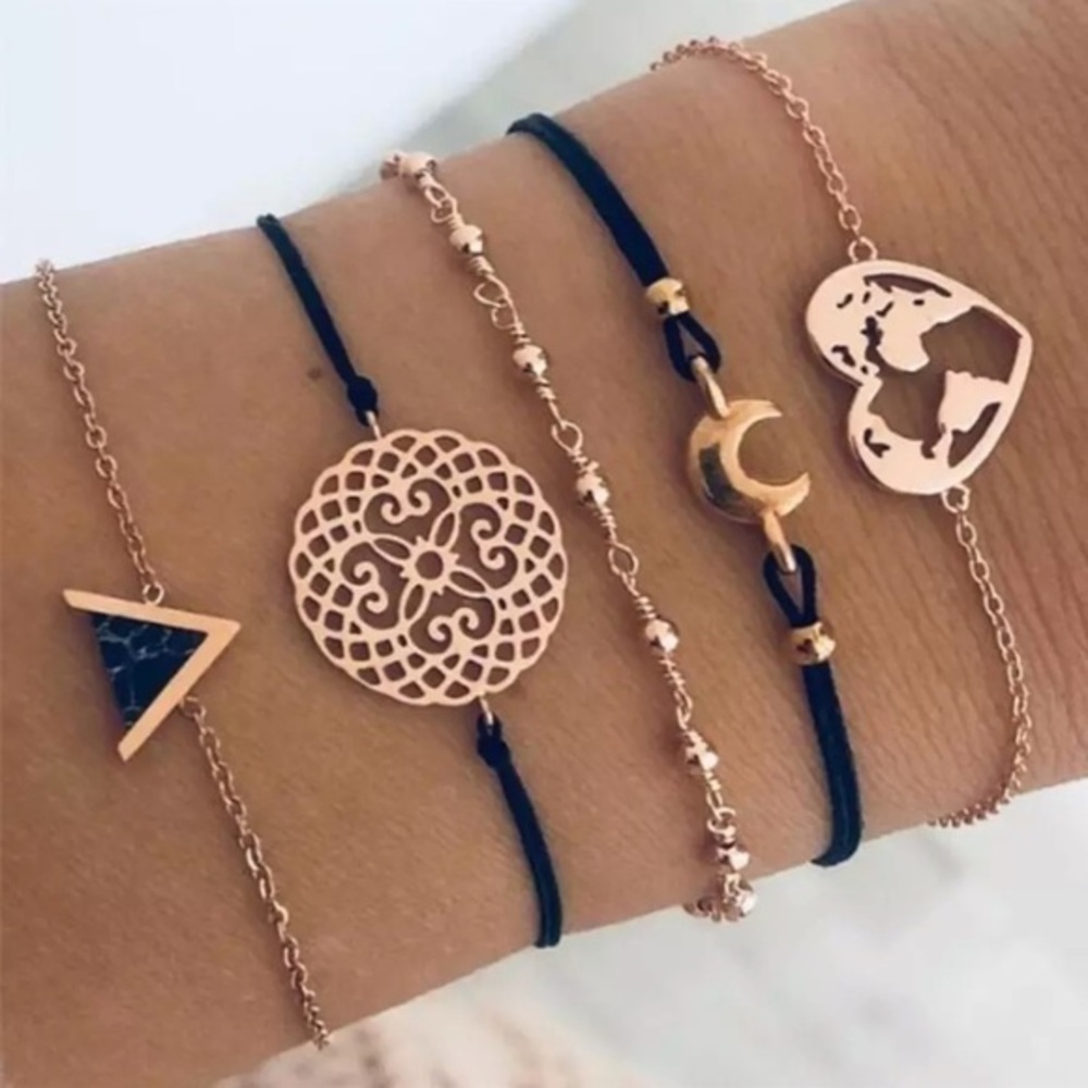 3/$30 🖤 Round Stone Tassel Bracelet set